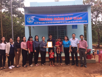 HỘI LHPN CÁC TỈNH CỤM ĐÔNG NAM BỘ TẶNG MÁI ẤM TÌNH THƯƠNG TẠI HUYỆN BÙ GIA MẬP TỈNH BÌNH PHƯỚC