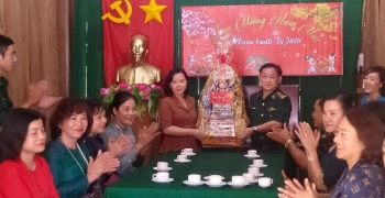 ẤM ÁP TÌNH XUÂN BIÊN GIỚI