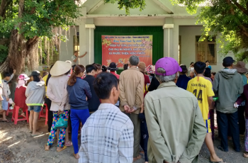 HỘI LHPN HUYỆN BÙ ĐỐP - TỈNH BÌNH PHƯỚC PHỐI HỢP VỚI  THỊ XÃ TÂN UYÊN - TỈNH BÌNH DƯƠNG   TẶNG QUÀ TẾT CHO PHỤ NỮ NGHÈO