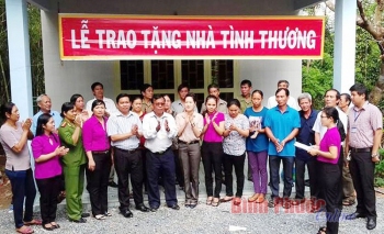 Học Bác hướng về người nghèo