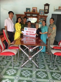 HỘI LHPN HUYỆN HỚN QUẢN HƯỞNG ỨNG NGÀY BÁC HỒ RA LỜI KÊU GỌI THI ĐUA ÁI QUỐC (11/6)