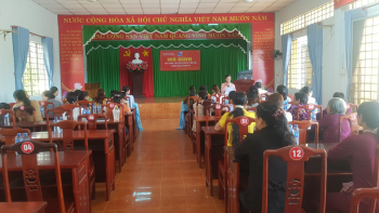 DỰ SINH HOẠT MÔ HÌNH “AN TOÀN CHO PHỤ NỮ - TRẺ EM” VÀ TẬP HUẤN KIẾN THỨC PHÒNG, CHỐNG BẠO LỰC GIA ĐÌNH