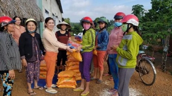 NHỮNG HÌNH ẢNH ĐẸP CỦA PHỤ NỮ HUYỆN BÙ ĐỐP  CHUNG TAY PHÒNG CHỐNG DỊCH COVID-19