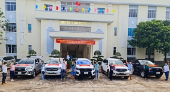 "ĐEM YÊU THƯƠNG ĐẾN VỚI TRẺ EM"