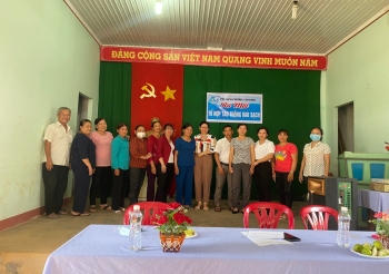 Hội LHPN phường Tân Bình, thành phố Đồng Xoài ra mắt tổ hợp tác trồng rau sạch