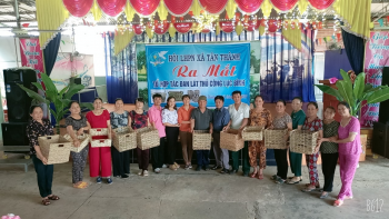 Hội LHPN xã Tân Thành, thành phố Đồng Xoài ra mắt Tổ hợp tác “Đan lát thủ công lục bình”