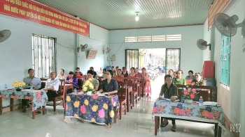 Chi hội phụ nữ khu phố Sơn Long, phường Sơn Giang, tổ chức sinh hoạt định kỳ quý II/2022