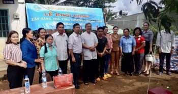 Hội LHPN huyện Đồng Phú khởi công xây nhà tình thương trao tặng hội viên khó khăn