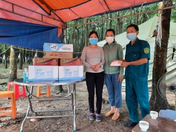 Gương phụ nữ điển hình hết mình trong công tác nhân đạo, từ thiện