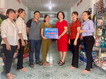 Hội LHPN phường Minh Hưng, thị xã Chơn Thành - đơn vị điểm xây dựng mô hình “gia đình 5 có, 3 sạch”
