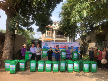 Hội LHPN xã Tân Thành tổ chức ra mắt Mô hình “Phụ nữ với phong trào xây dựng khu dân cư sạch mọi nơi, đẹp mọi chỗ”