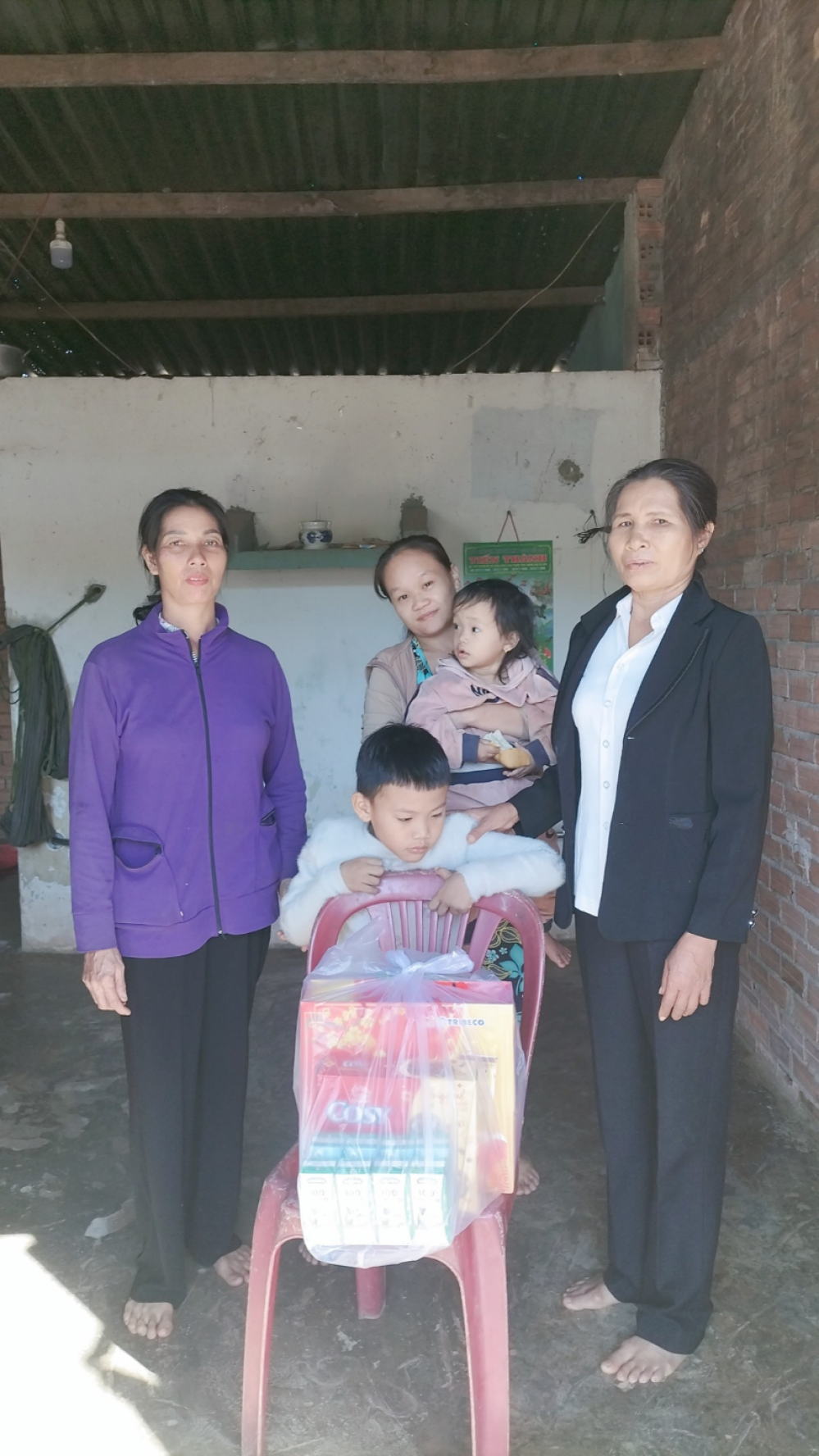 Gương cán bộ hội nhiệt tình, tận tâm  với công tác nhân đạo, từ thiện