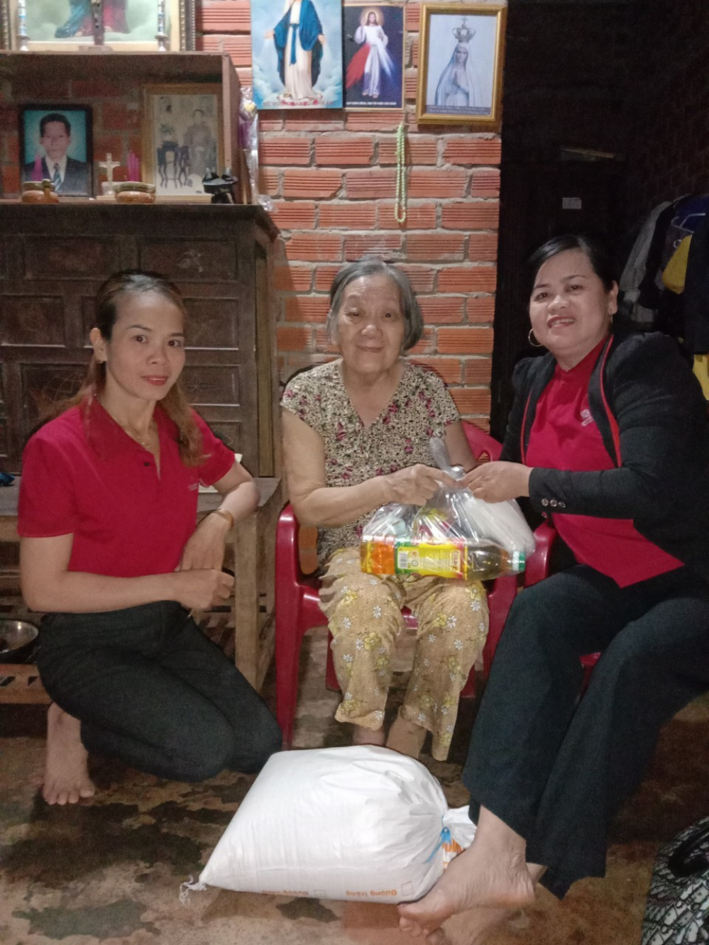 Lộc Thuận chăm lo tết cho hội viên phụ nữ khó khăn