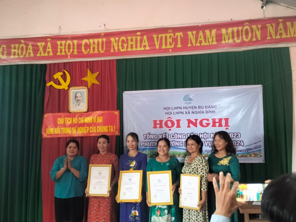 Hội LHPN xã Nghĩa Bình, huyện Bù Đăng tổ chức Hội nghị tổng kết công tác Hội năm 2023 và đề ra  phương hướng, nhiệm vụ năm 2024
