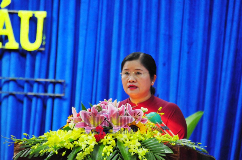 2. Bà Trần Tuệ Hiền - Phó Bí thư Tỉnh ủy, Chủ tịch HĐND tỉnh phát biểu bế mạc kỳ họp
