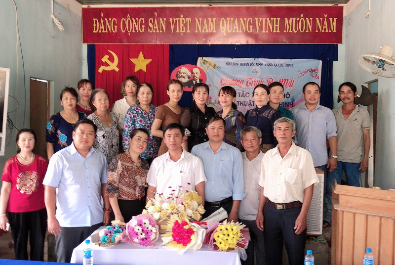 Tại buôi lễ ra mắt HTX hoa khô nghệ thuật Hưng Thịnh